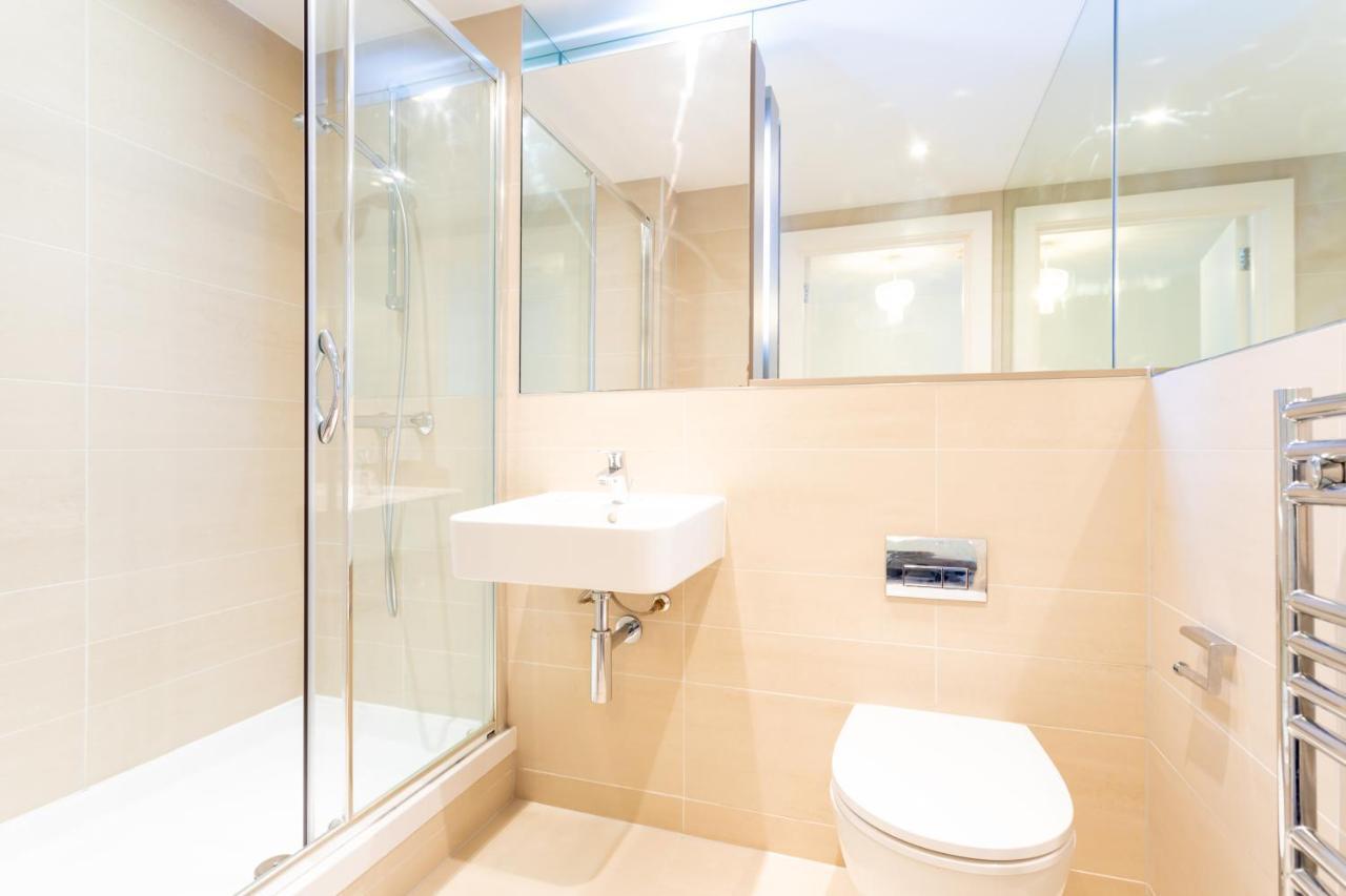 Amazing Modern 2 Bedroom Flat In Greenwich For 4 People London Ngoại thất bức ảnh