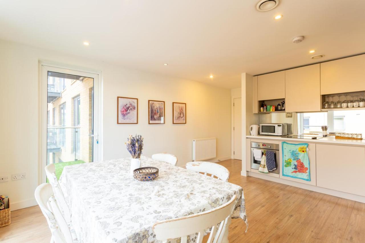 Amazing Modern 2 Bedroom Flat In Greenwich For 4 People London Ngoại thất bức ảnh